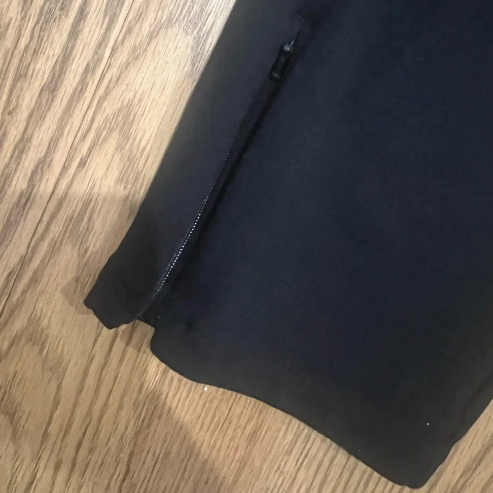 Aether women’s Capitol Pants size L. - Picture 4 of 5